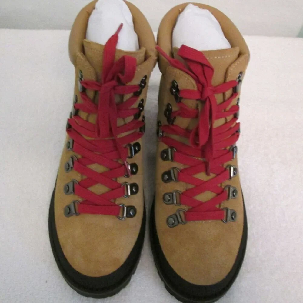 NIB AEROSOLES Camel Suede Sport Cruz Hiking Booties Red Shoelaces Women’s 5.5